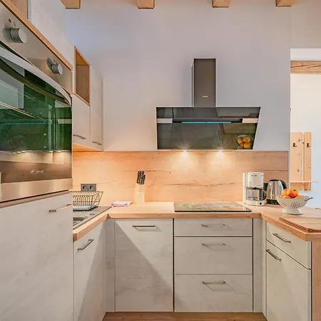 Christine * Hopfgarten im Brixental